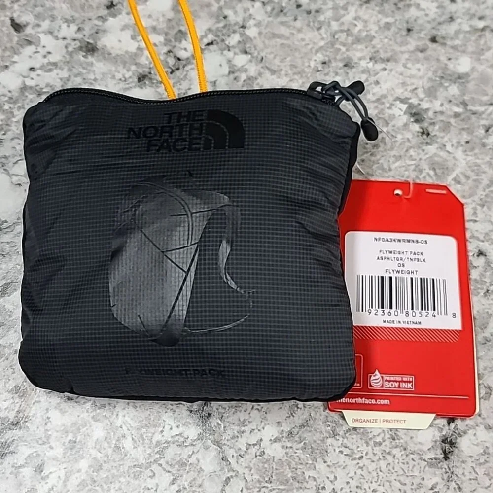 The North Face Flyweight Pack Asphalt Grey/Tnf Black One Size NEW - Picture 5 of 7